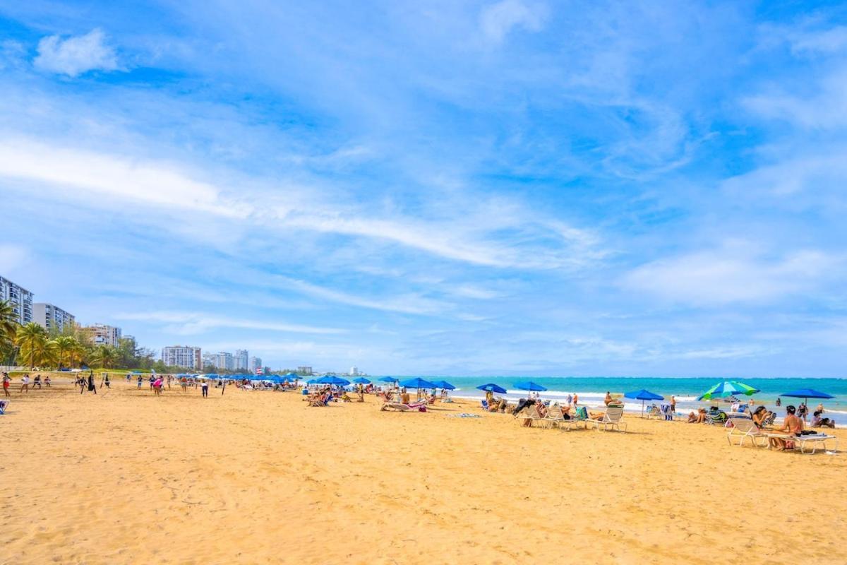 Sunset Paradise Cozy Beachfront Escape - Isla Verde 산후안 외부 사진